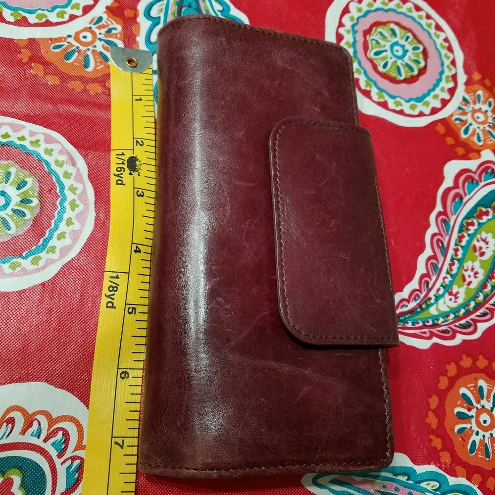 Hobo brand Nancy Wallet